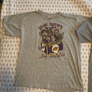 Vintage 80s Courtside Lakers 6 pack caricature t shirt! Rare!